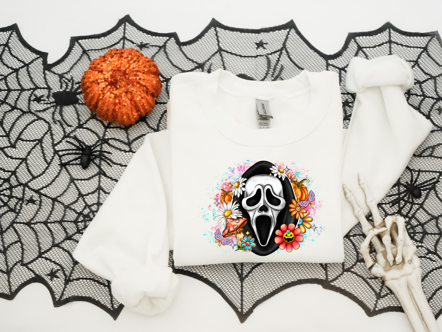 Groovy Ghost face- Spooky 2024 🖤